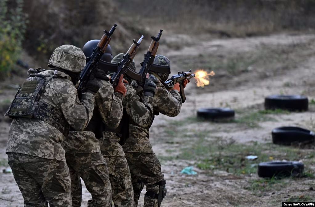 Військові на тренуванні Військові на тренуванні