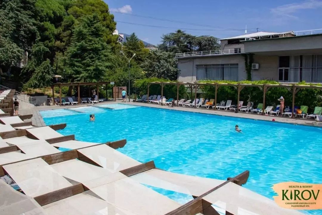 Здесь коллаборант поселился вместе с семьей Здесь коллаборант поселился вместе с семьей