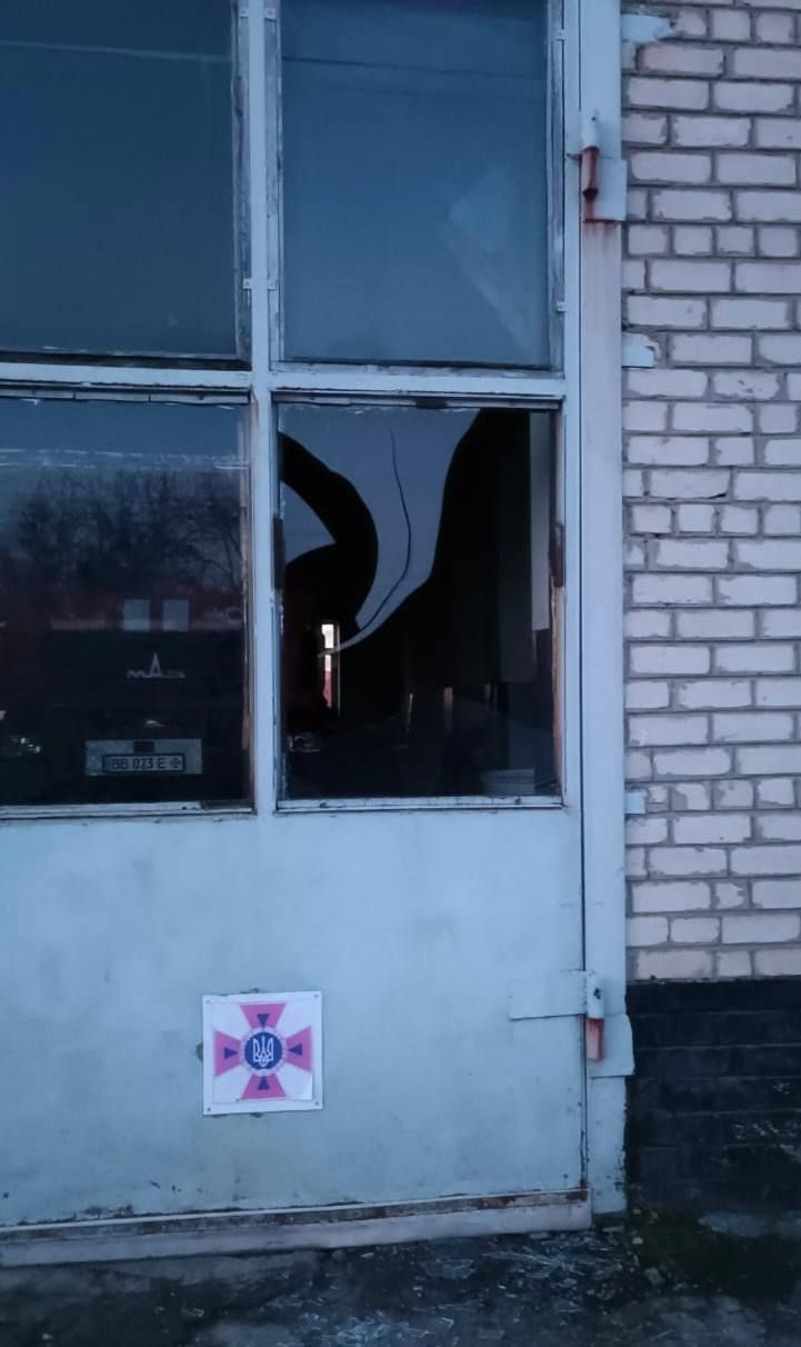 Пожарная часть после обстрела Пожарная часть после обстрела