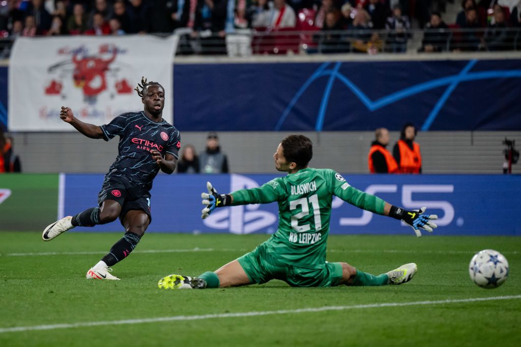 Сохранение бешеной интриги: какие разложения в группах ЛЧ после трех туров 1