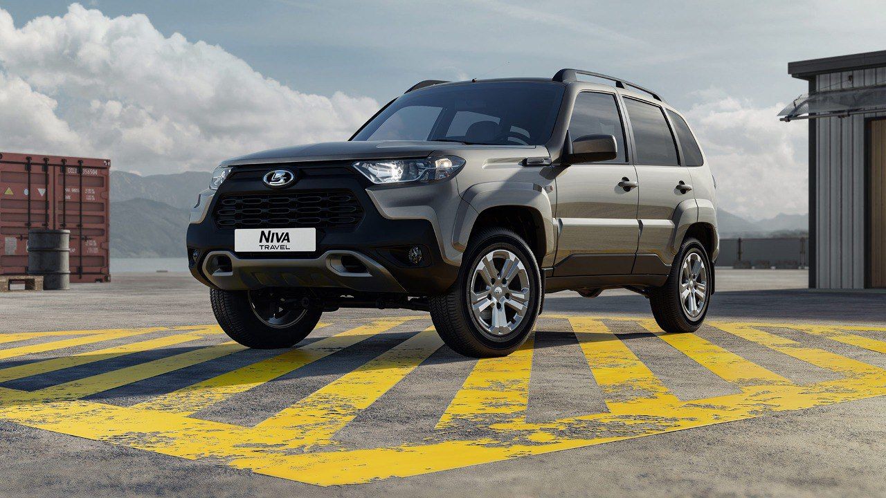 Lada Niva Travel