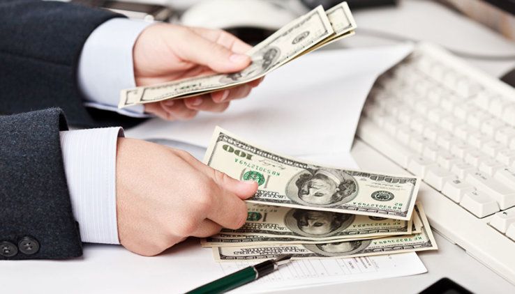 Деньги для ссуды вроде бы давали в Родовид Банке