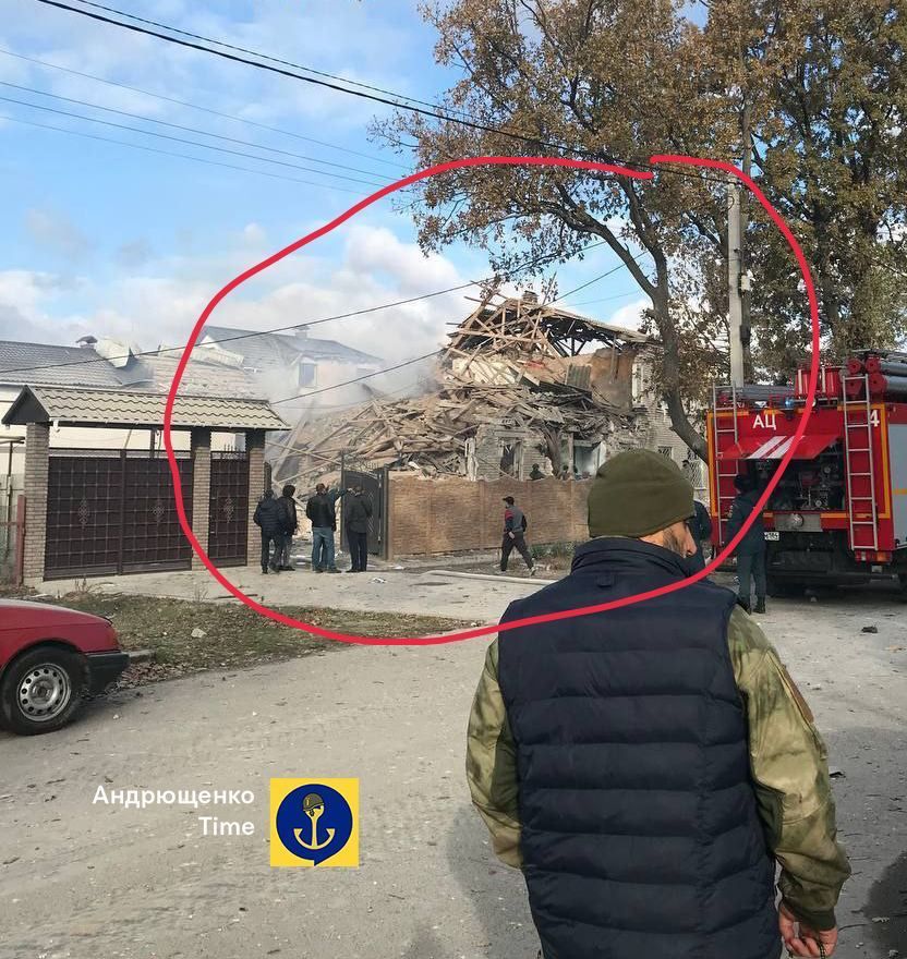ВСУ попали прямо в расположение оккупантов ВСУ попали прямо в расположение оккупантов