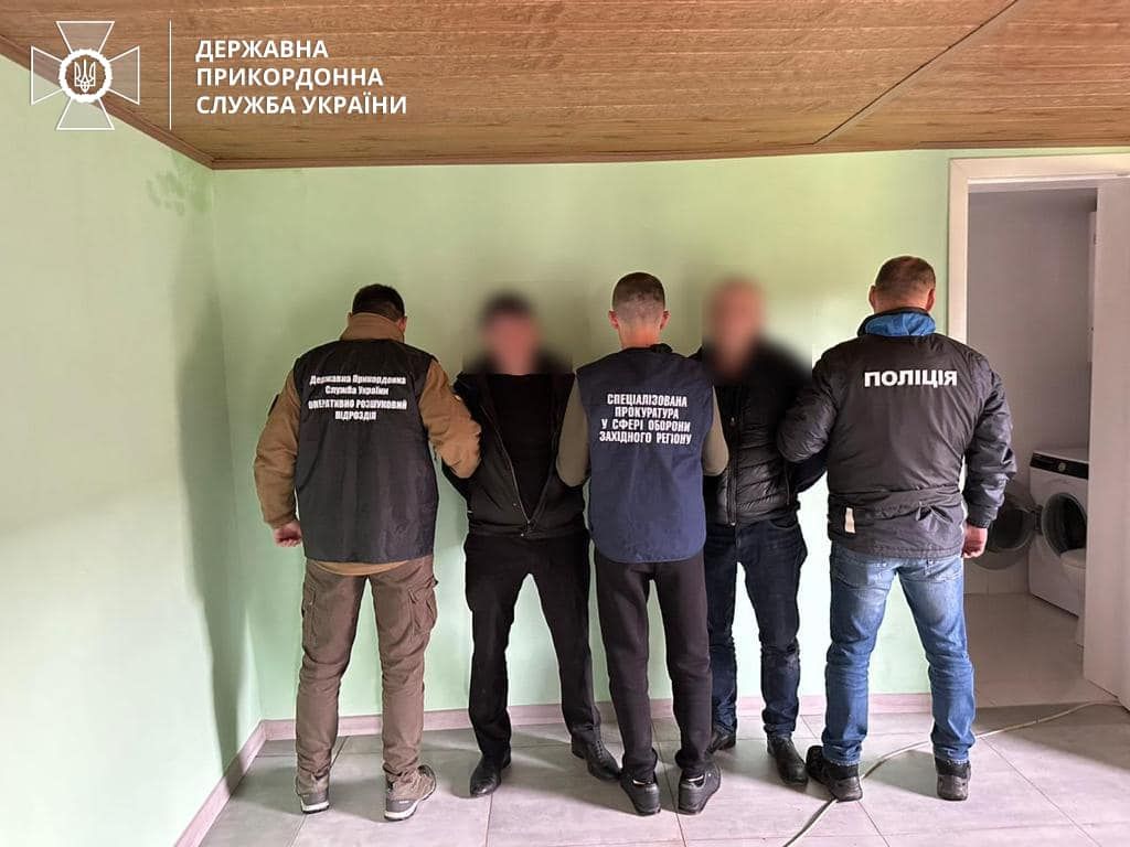 На Закарпатье задержали организаторов новой схемы побега уклонян:
