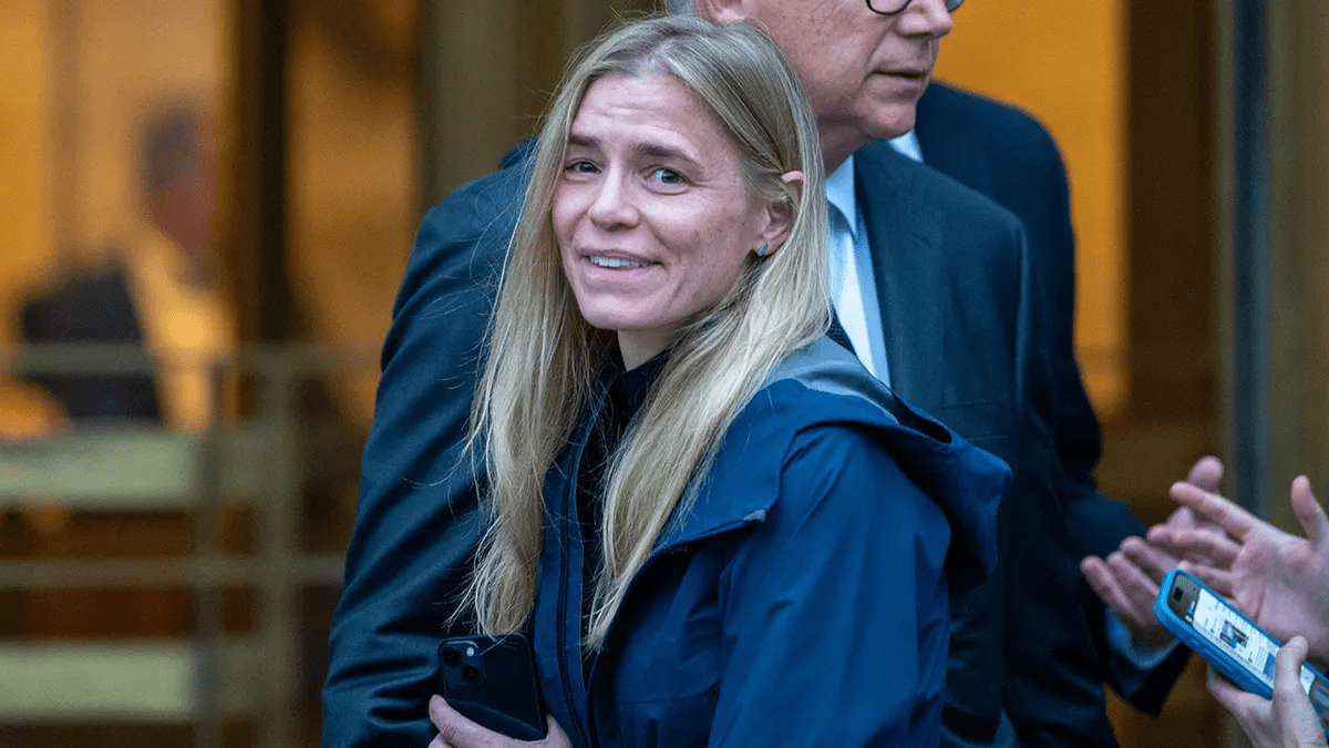 Просил почесать спину Просил почесать спину