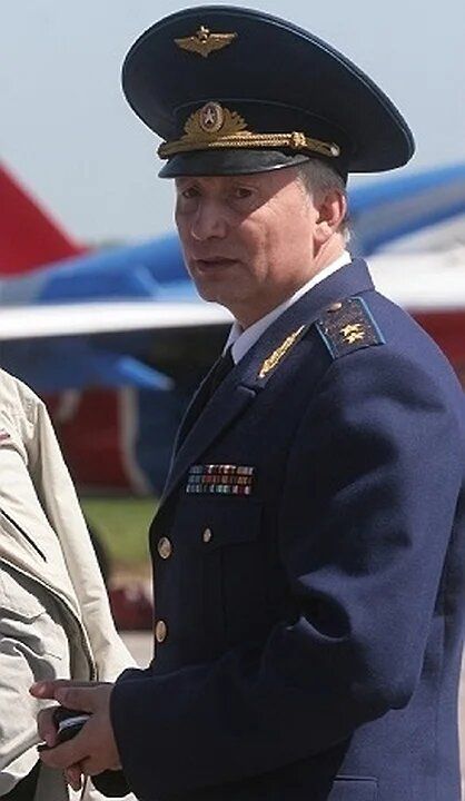 Экскомандующий 6-й армией Военно-воздушных сил и противовоздушной обороны РФ Владимир Свиридов Экскомандующий 6-й армией Военно-воздушных сил и противовоздушной обороны РФ Владимир Свиридов