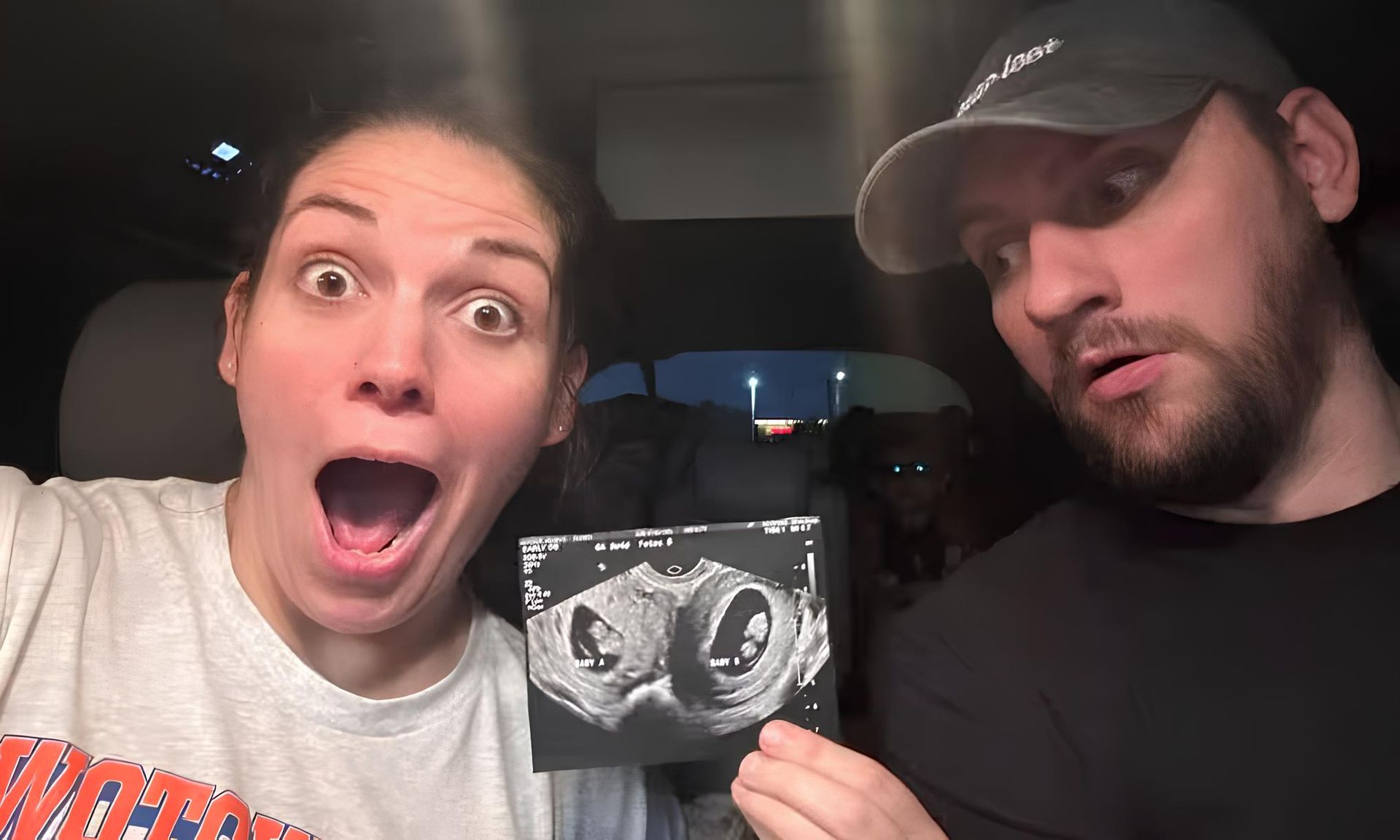 Будущий папа, похоже, откровенно в шоке!