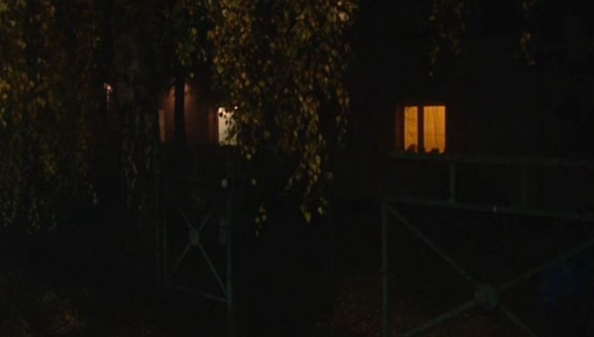 Родина винаймала будинок Родина винаймала будинок