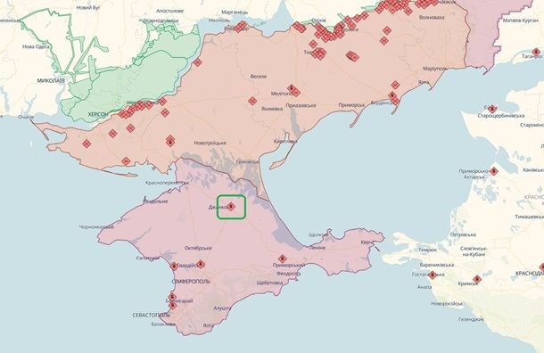 Крым атаковали беспилотники: мощные взрывы слышали в Джанкое 2