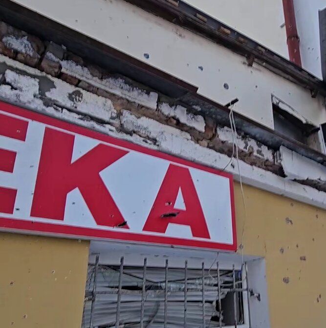 Помещение аптеки также пострадало Помещение аптеки также пострадало