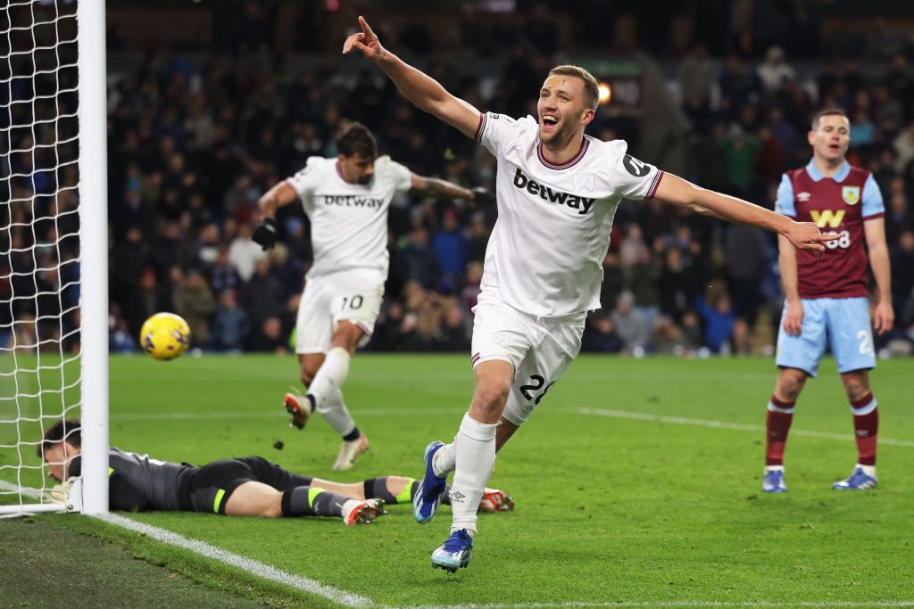 МЮ на коне, Арсенал в лидерах, Сити в шоке: обзор 13-го тура АПЛ 2