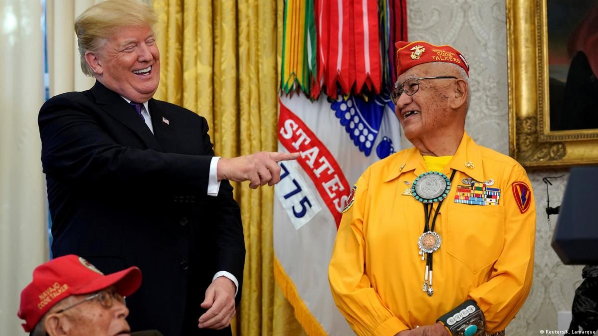 Скандал з кореими жителями Трампу пригадують й досі Скандал з кореими жителями Трампу пригадують й досі