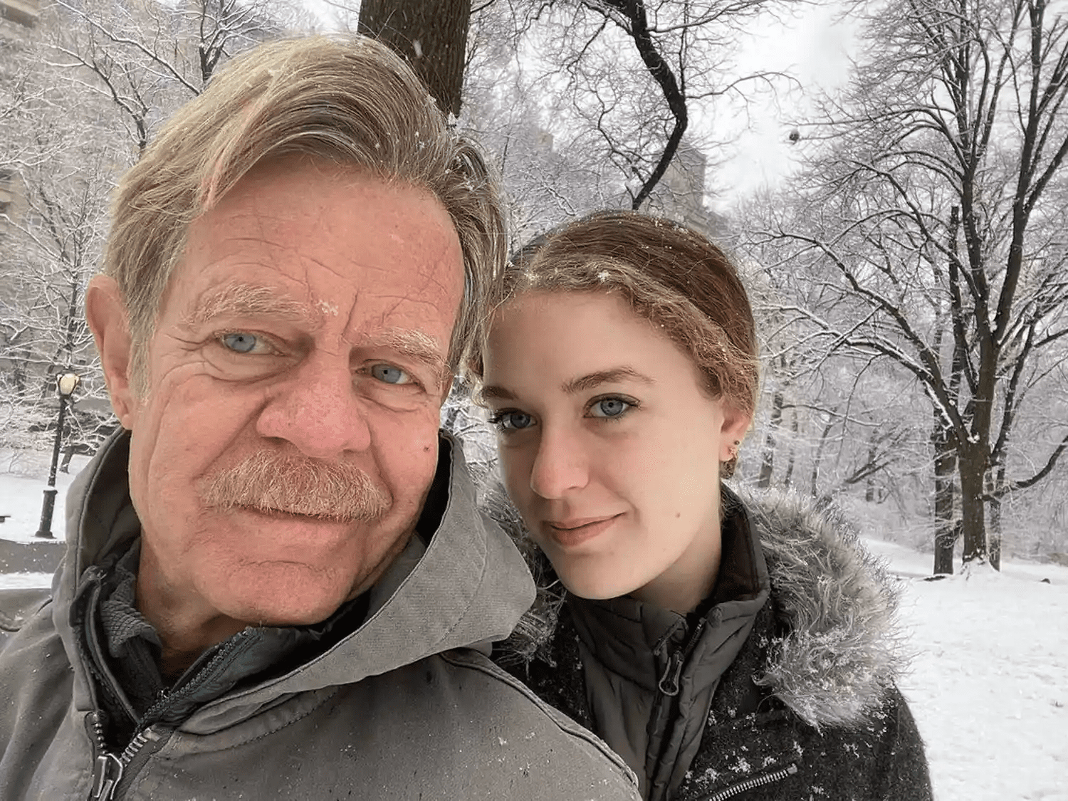 Уильям Мэйси с младшей дочерью Уильям Мэйси с младшей дочерью