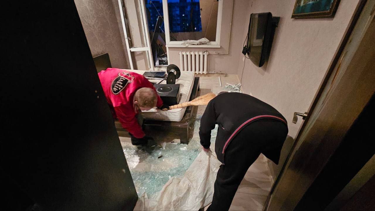 В Херсоне в результате обстрела погибла женщина, пять человек ранены - Фото 3