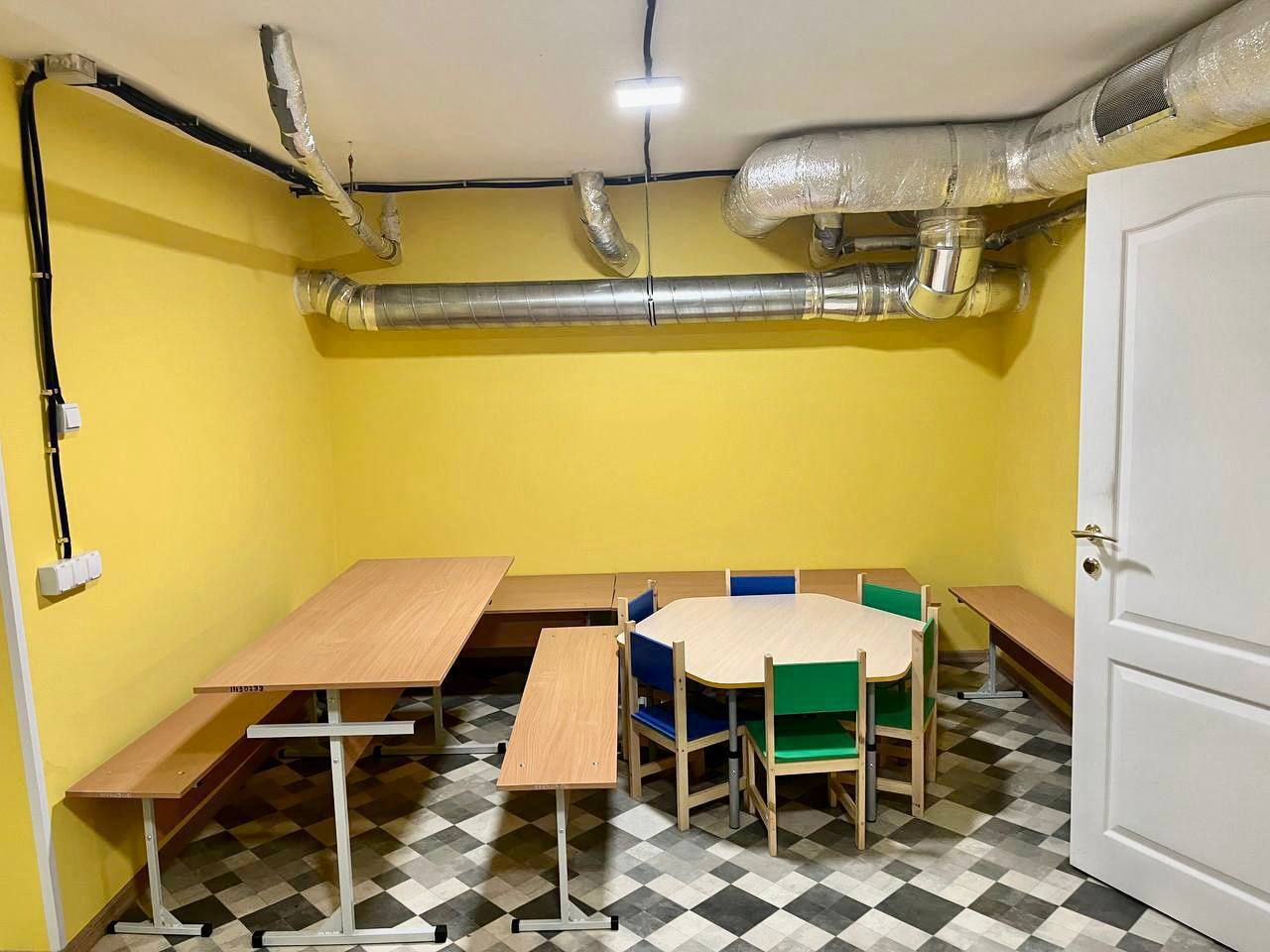 В укриттях також буде змога перекусити  В укриттях також буде змога перекусити