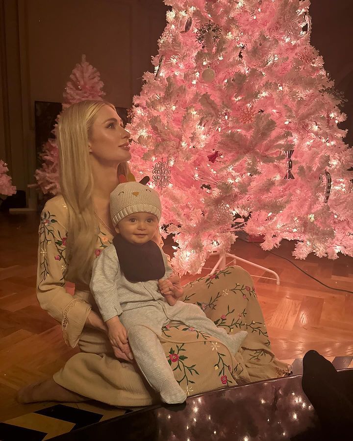 С сыном Фениксом С сыном Фениксом