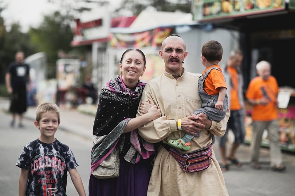 Козак Сіромаха з родиною. Козак Сіромаха з родиною.