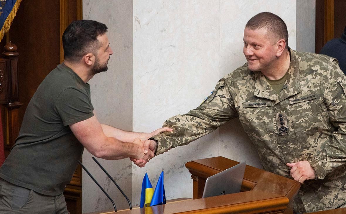 Україні потрібно взаєморозуміння між військовими та політиками Україні потрібно взаєморозуміння між військовими та політиками