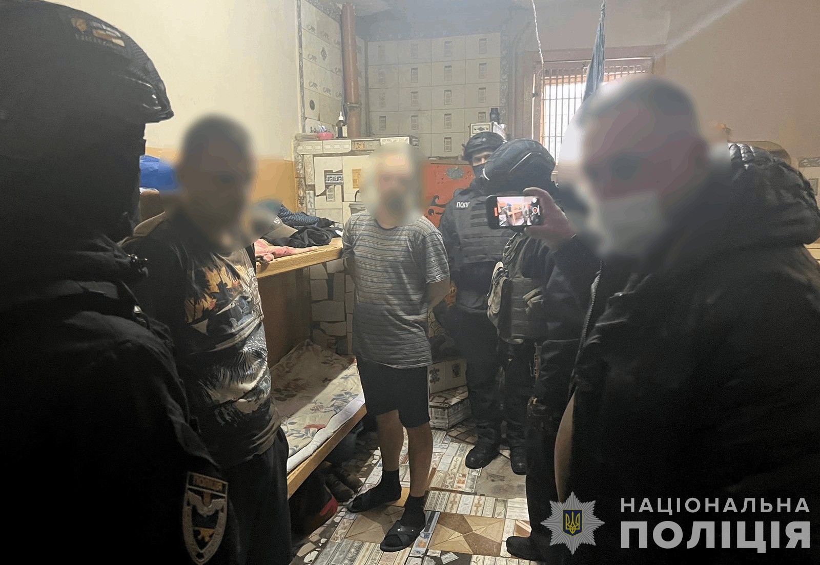 На Черкасщине разоблачили наркогруппировку, которая зарабатывала 5 млн грн ежемесячно: в Офисе генпрокурора раскрыли подробности 1
