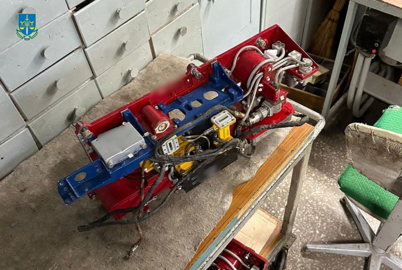 Ділки на оборонному підприємстві організували фейкові закупівлі Ділки на оборонному підприємстві організували фейкові закупівлі