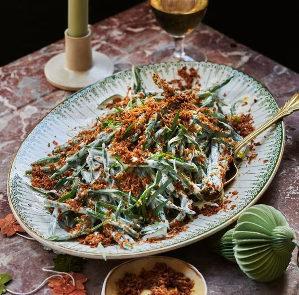 Еще один ароматный веганский гарнир к праздничному столу - из стручковой фасоли.