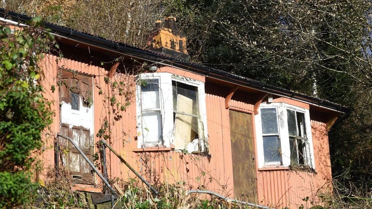 На аукціоні встановлено крихітну ціну за покинутий будинок