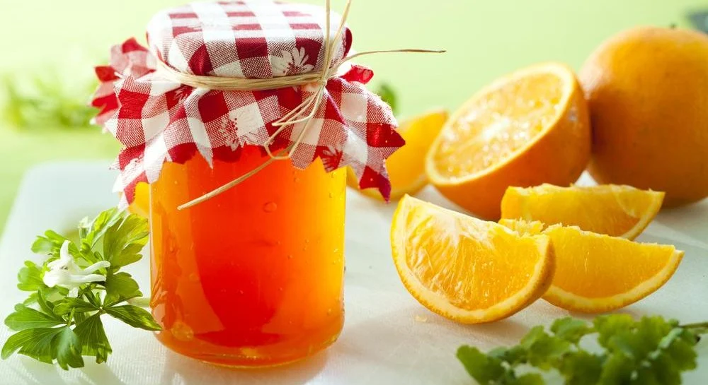 Сварите апельсиновый джем, похожий на глинтвейн, с пряностями. Такая смесь хорошо согревает и очень ароматна! Сварите апельсиновый джем, похожий на глинтвейн, с пряностями. Такая смесь хорошо согревает и очень ароматна!