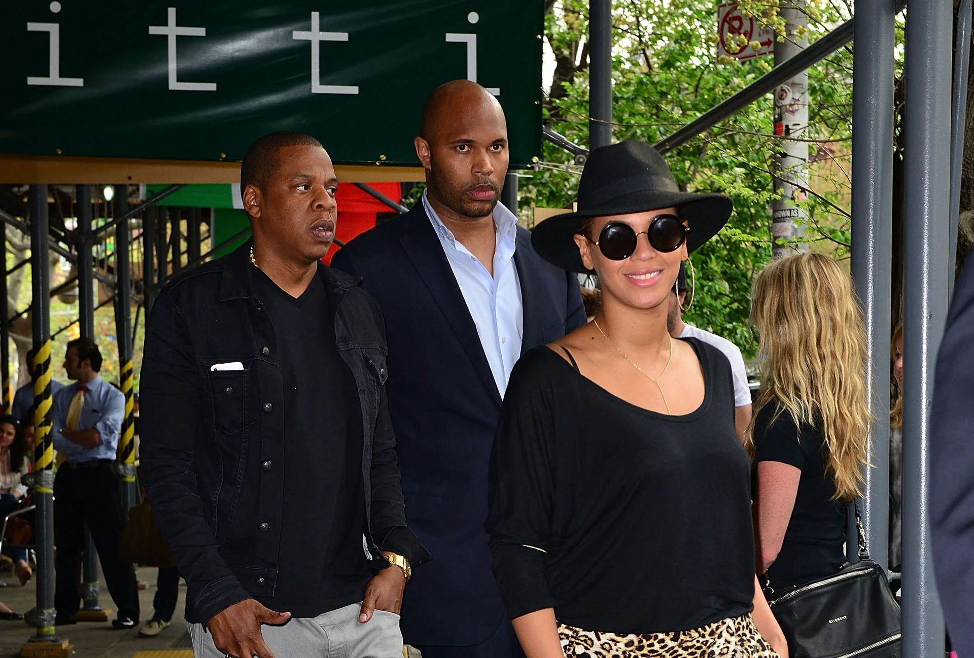 Jay-Z, Бейонсе та Джуліус де Бур Jay-Z, Бейонсе та Джуліус де Бур