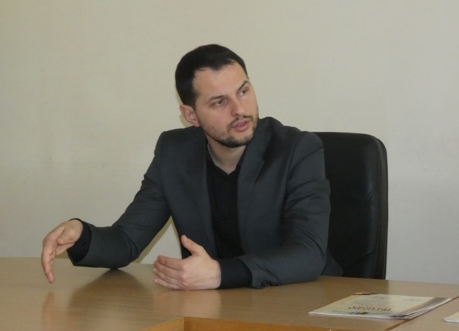 Управленцы с опытом: Зеленский назначил новых руководителей Ровенской и Донецкой ОГА 1