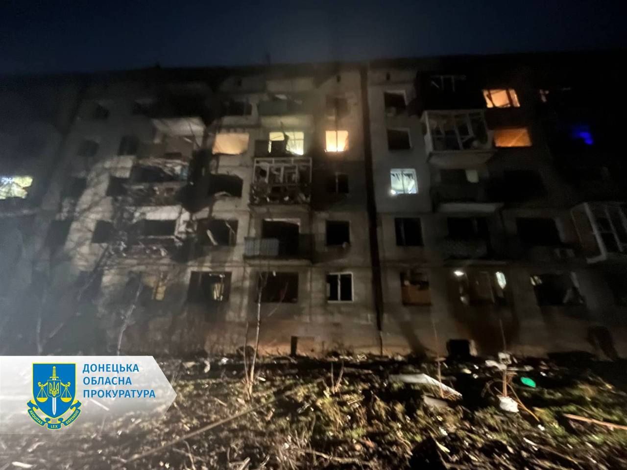 Росіяни атакували Україну ракетами й артнарядами, є жертви й поранені у тьрох областях -  Офіс генпрокурора 1