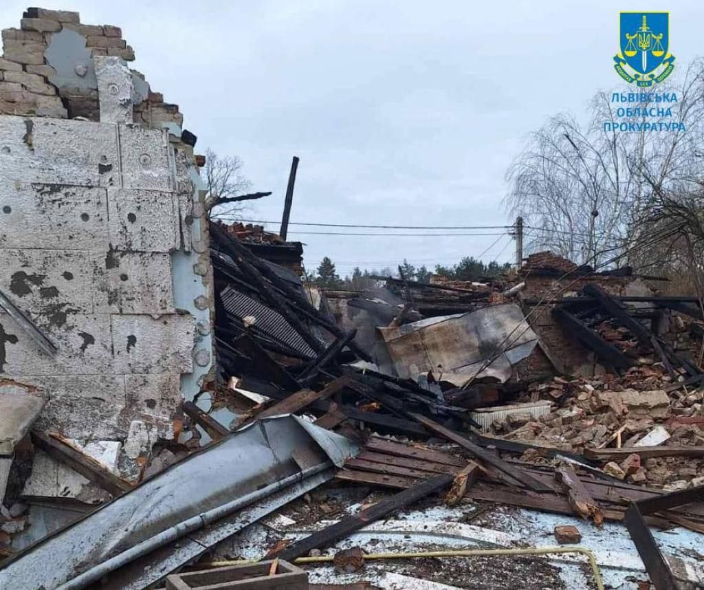 Атака дронів на Львів: прокуратура розслідує знищення музею Шухевича та руйнування університету 3