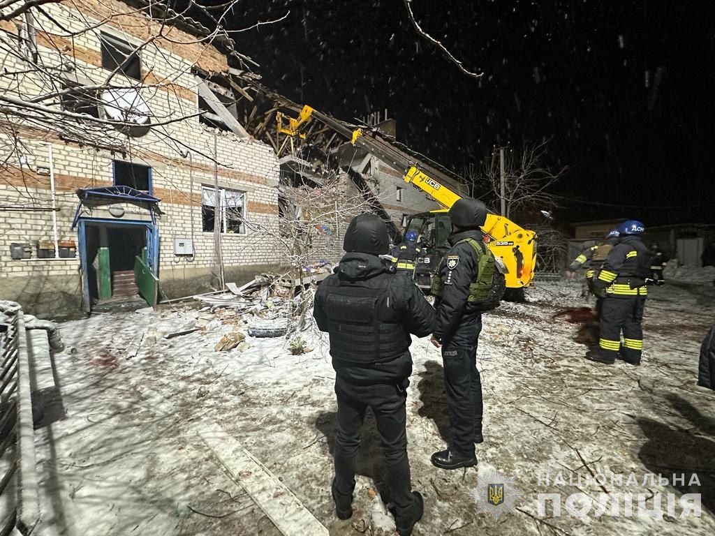 На місці трагедії працюють всі необхідні служби На місці трагедії працюють всі необхідні служби