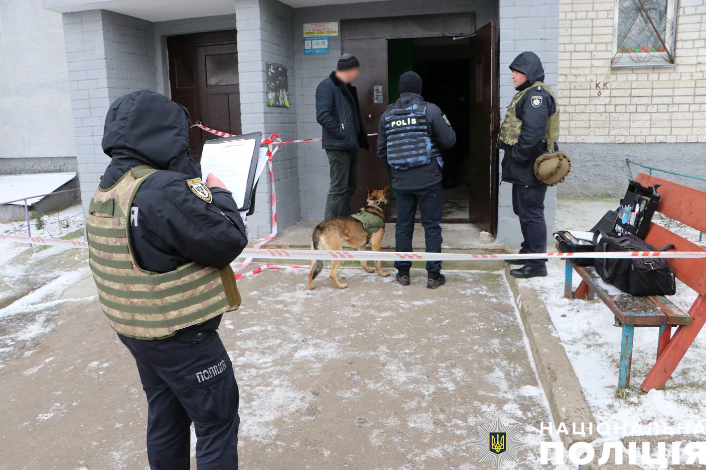Щось вибухнуло у підвалі: поліція розслідує загибель людини у Чернігові - відео 1