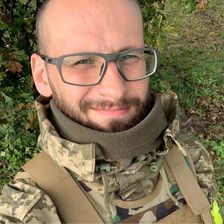 Сейчас Сергей на учениях. Сейчас Сергей на учениях.