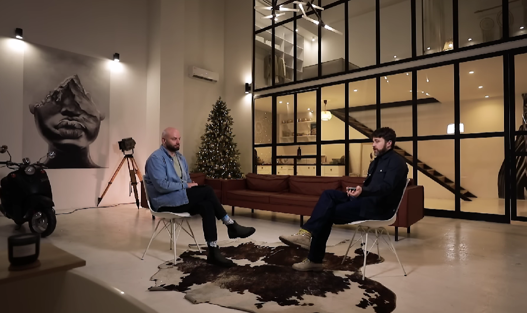 Александр Попов на интервью у Славы Демина Александр Попов на интервью у Славы Демина