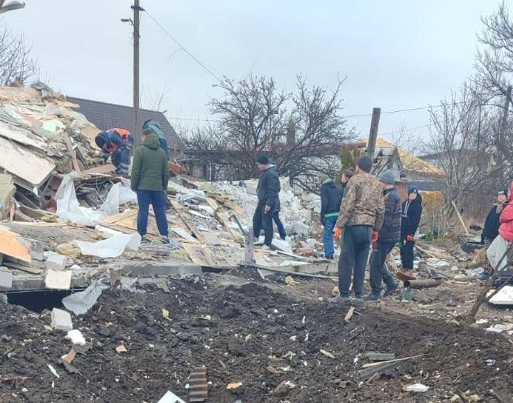 Росіяни атакували Харківщину, Сумщину та Дніпропетровщину: пошкоджено будинки, є жертви – фото 6