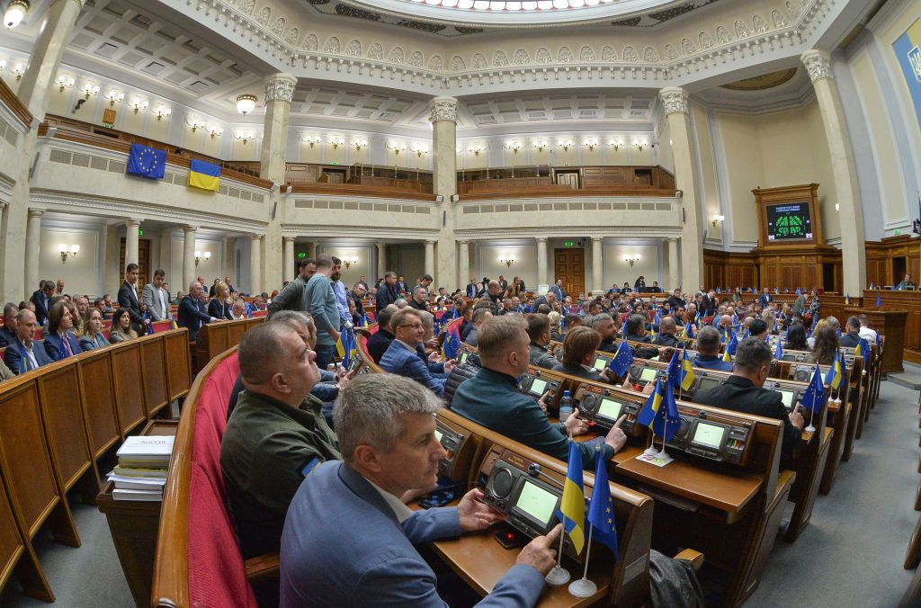 Якщо міністерство оборони дослухається до пропозицій з парламенту, альтернативні проекти щодо мобілізації згроять самі по собі. Фото: Gettyimages Якщо міністерство оборони дослухається до пропозицій з парламенту, альтернативні проекти щодо мобілізації згроять самі по собі. Фото: Gettyimages