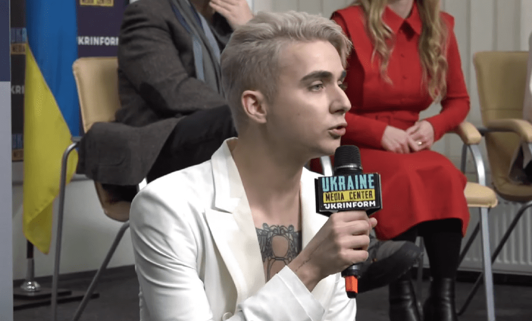 MÉLOVIN згадав про свою хворобу MÉLOVIN згадав про свою хворобу