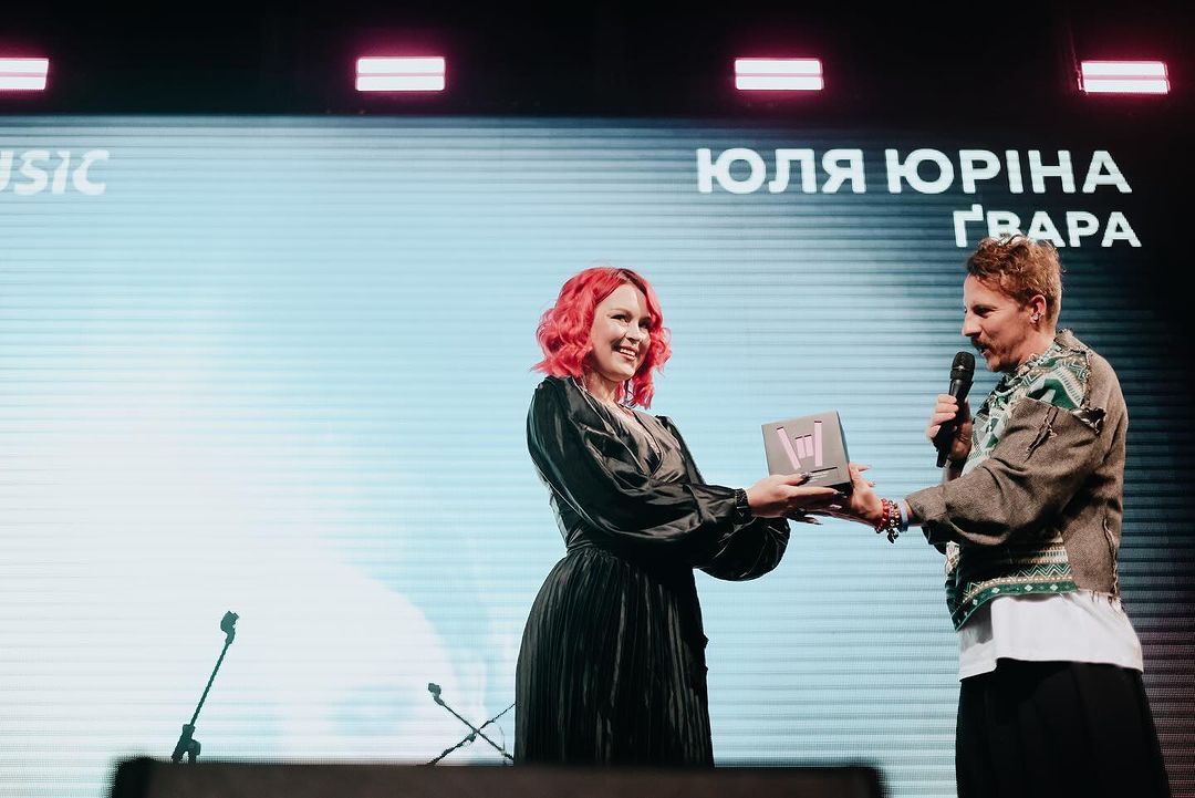 Шеф-кухар Євген Клопотенко нагородив Юлію Шеф-кухар Євген Клопотенко нагородив Юлію