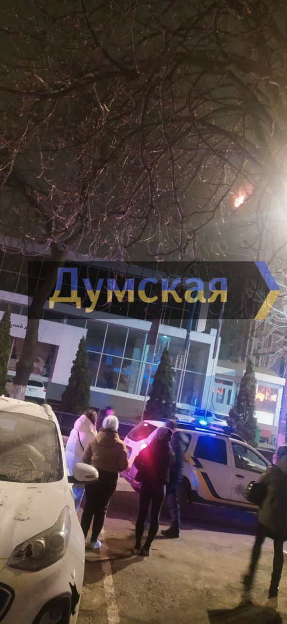 Пожар в результате атаки "Шахедов" Пожар в результате атаки "Шахедов"