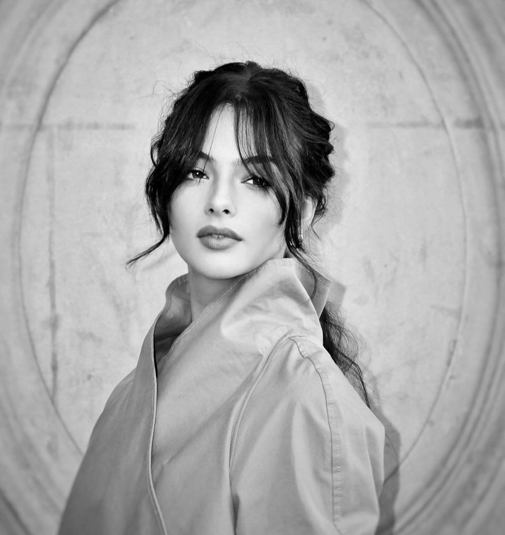 Юна представниця зіркового сімейства