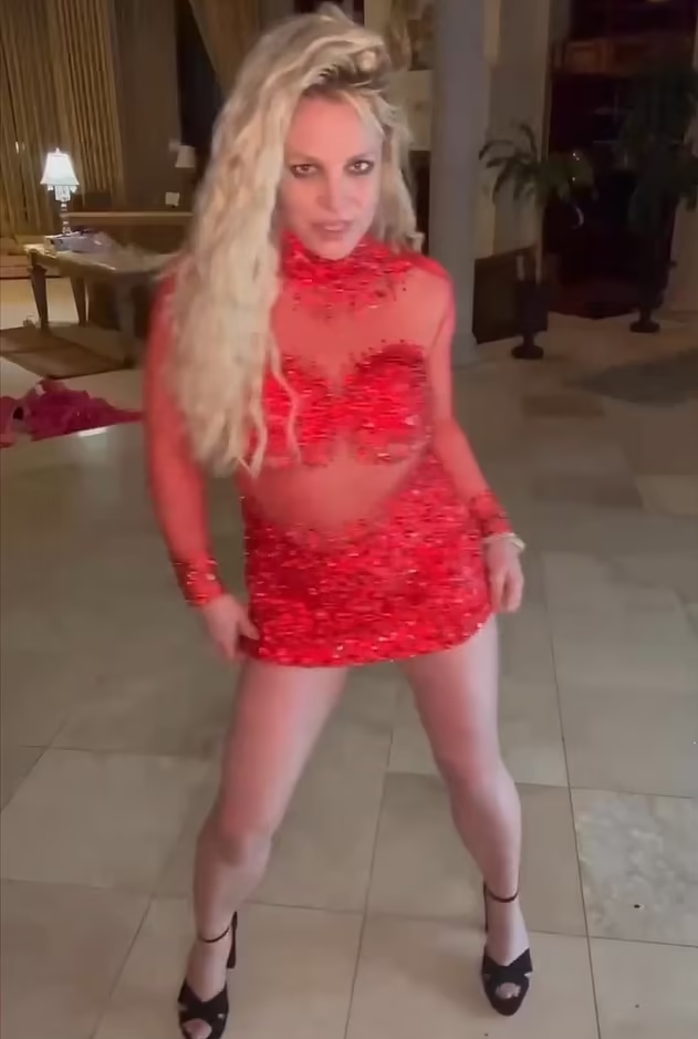 Ответ Бритни бывшему бойфренду Ответ Бритни бывшему бойфренду