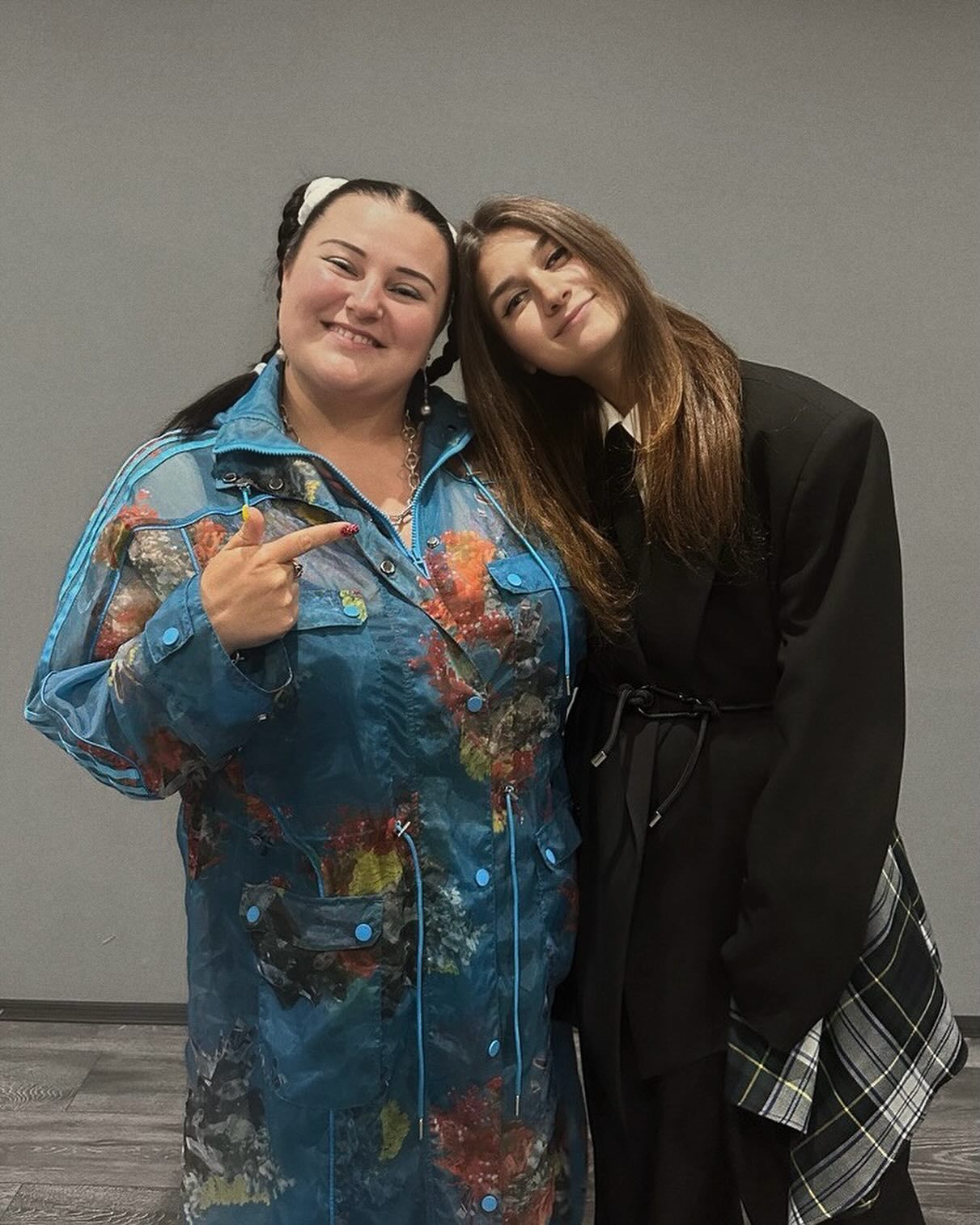 Alyona Alyona та Jerry Heil Alyona Alyona та Jerry Heil