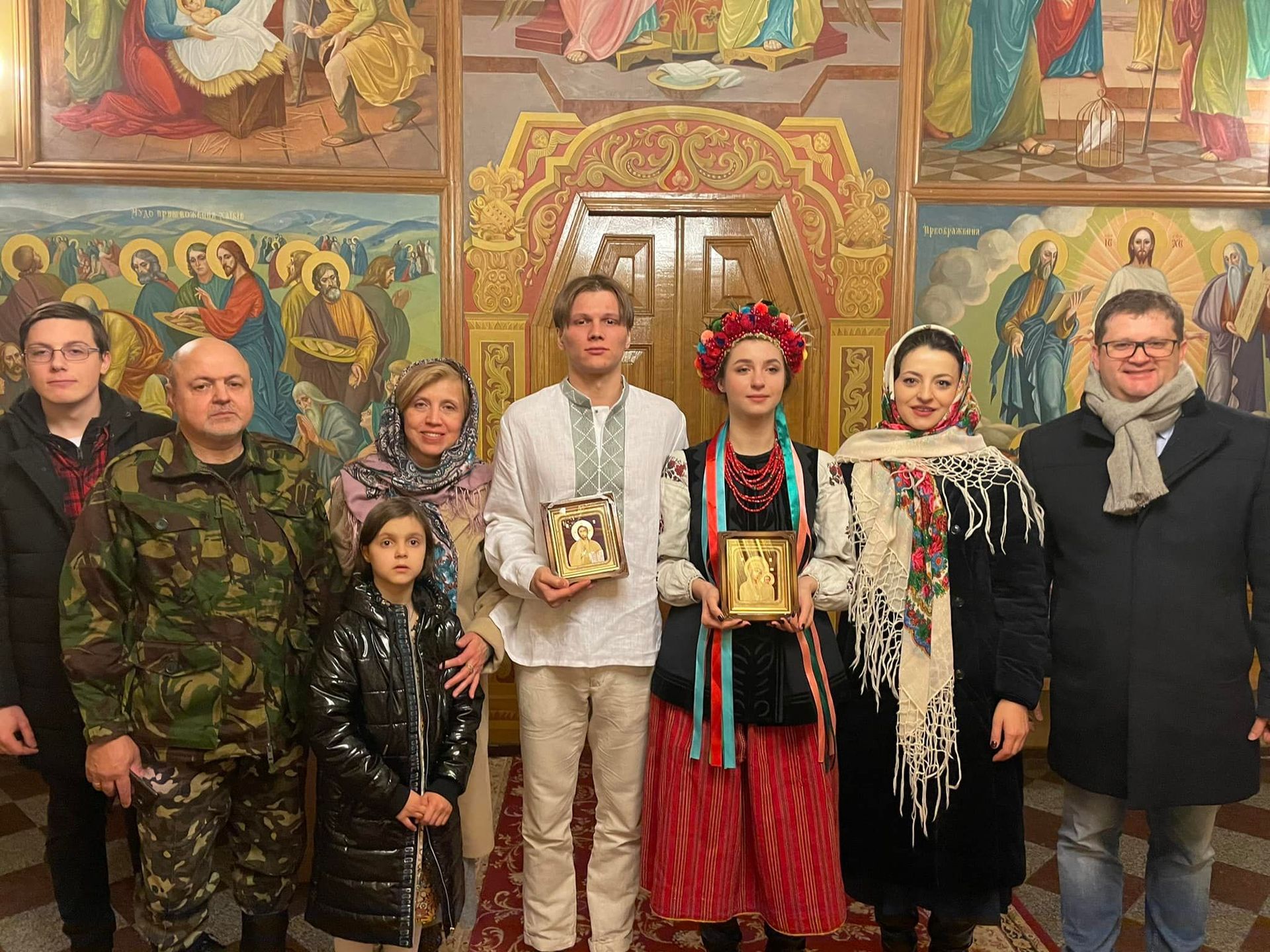 Весілля Ярини Ар'євої та Святослава Фурсіна Весілля Ярини Ар'євої та Святослава Фурсіна