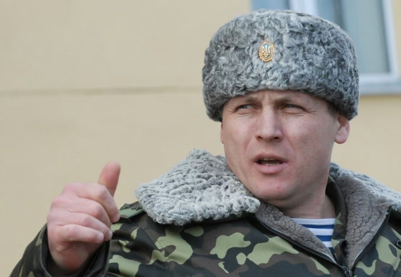 Президент призначив ще трьох командувачів у підрозділи ЗСУ: що відомо про кожного з них 3