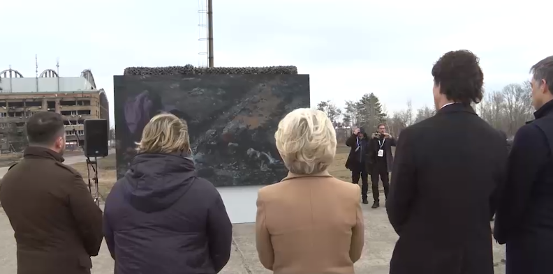 Європеським лідерам показали архівні кадри війни Європеським лідерам показали архівні кадри війни