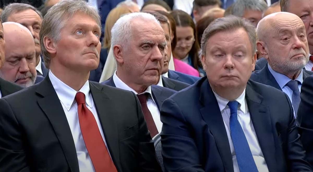 Представитель кремля Сергей Песков, видимо, выпил хорошую дозу кофе. Скриншот видео Представитель кремля Сергей Песков, видимо, выпил хорошую дозу кофе. Скриншот видео