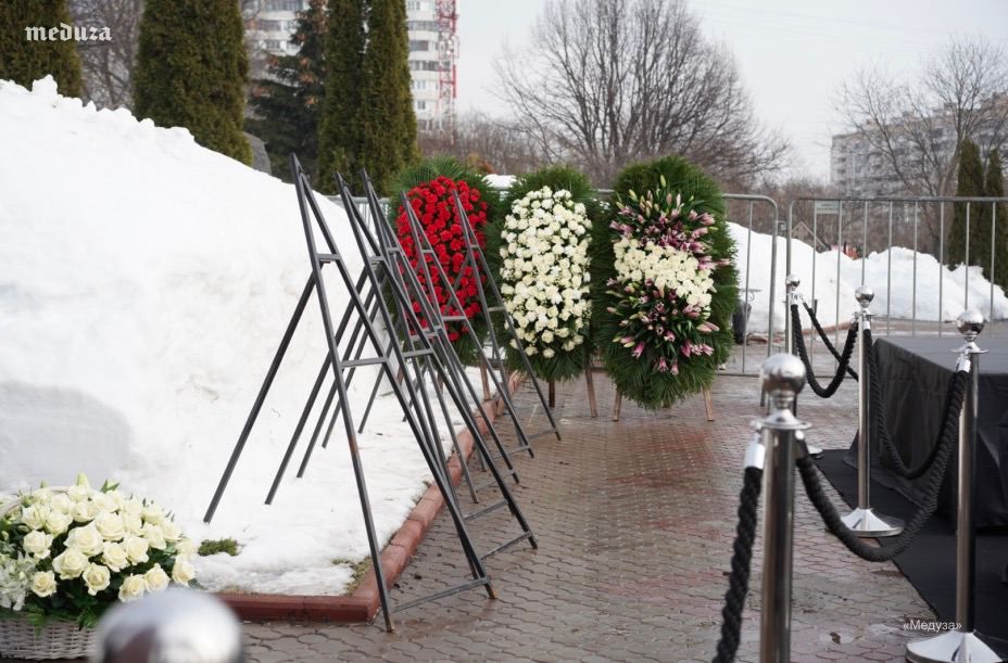 Похороны Навального: на прощание собралась 700-метровая очередь, а Кремль угрожает россиянам – видео 5