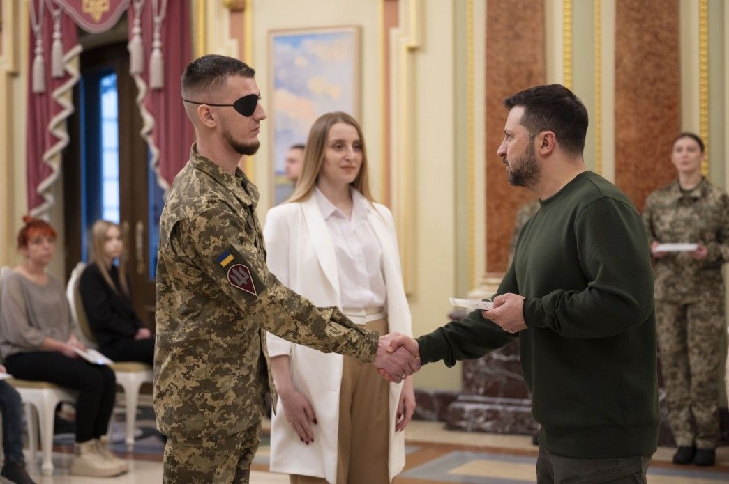 Вручення сертифікатів на квартирт Вручення сертифікатів на квартирт