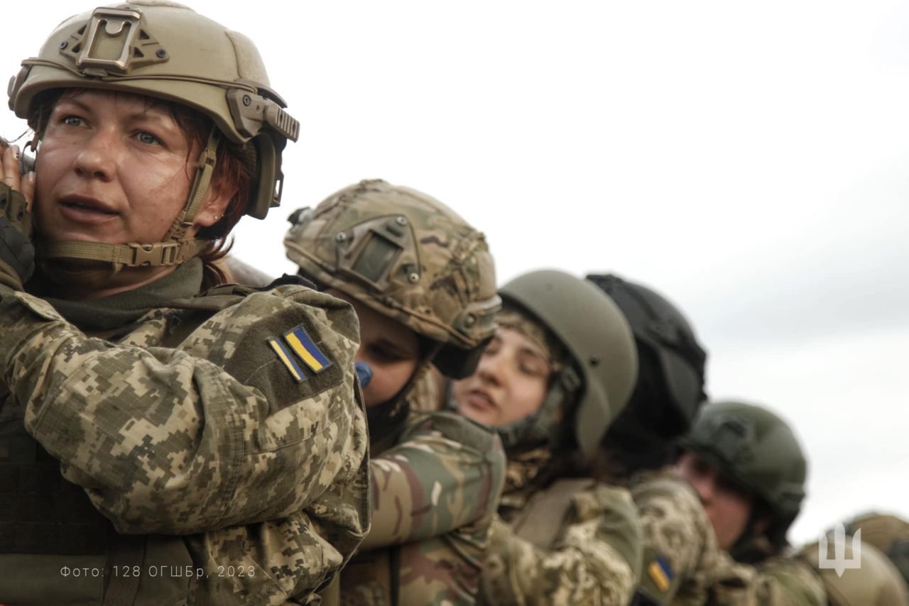 128-ма окрема гірсько-штурмова Закарпатська бригада 128-ма окрема гірсько-штурмова Закарпатська бригада